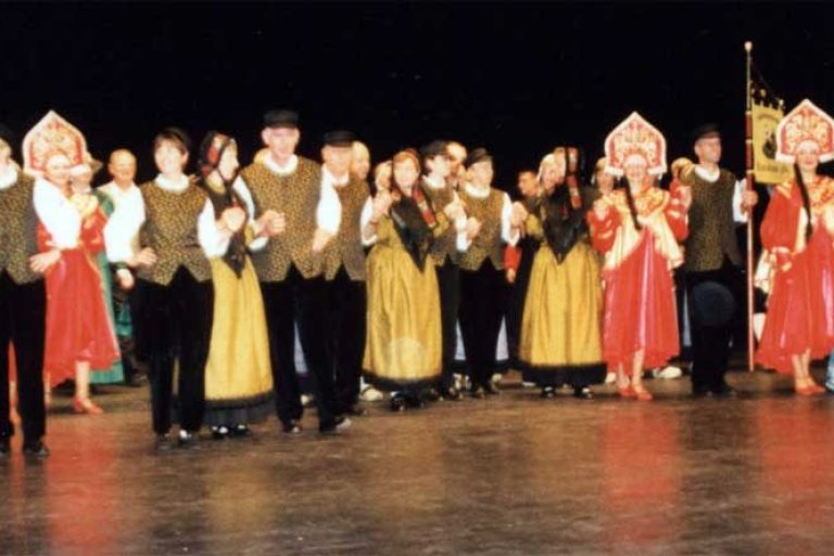 21. September 1999, Russisch und Emsländischer Volkstanz im Lingener Theater